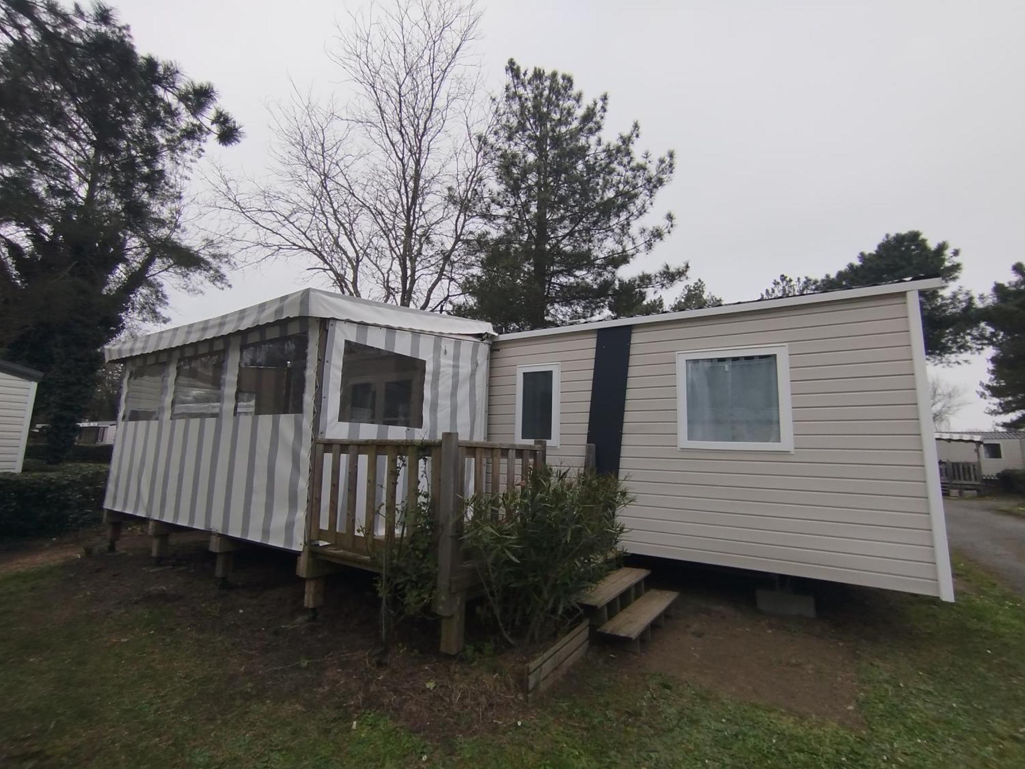 Campsite Mobil-home 3 *